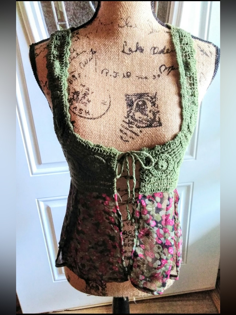 Pinky Olive Green Crochet-Trim Floral Camisole Vest